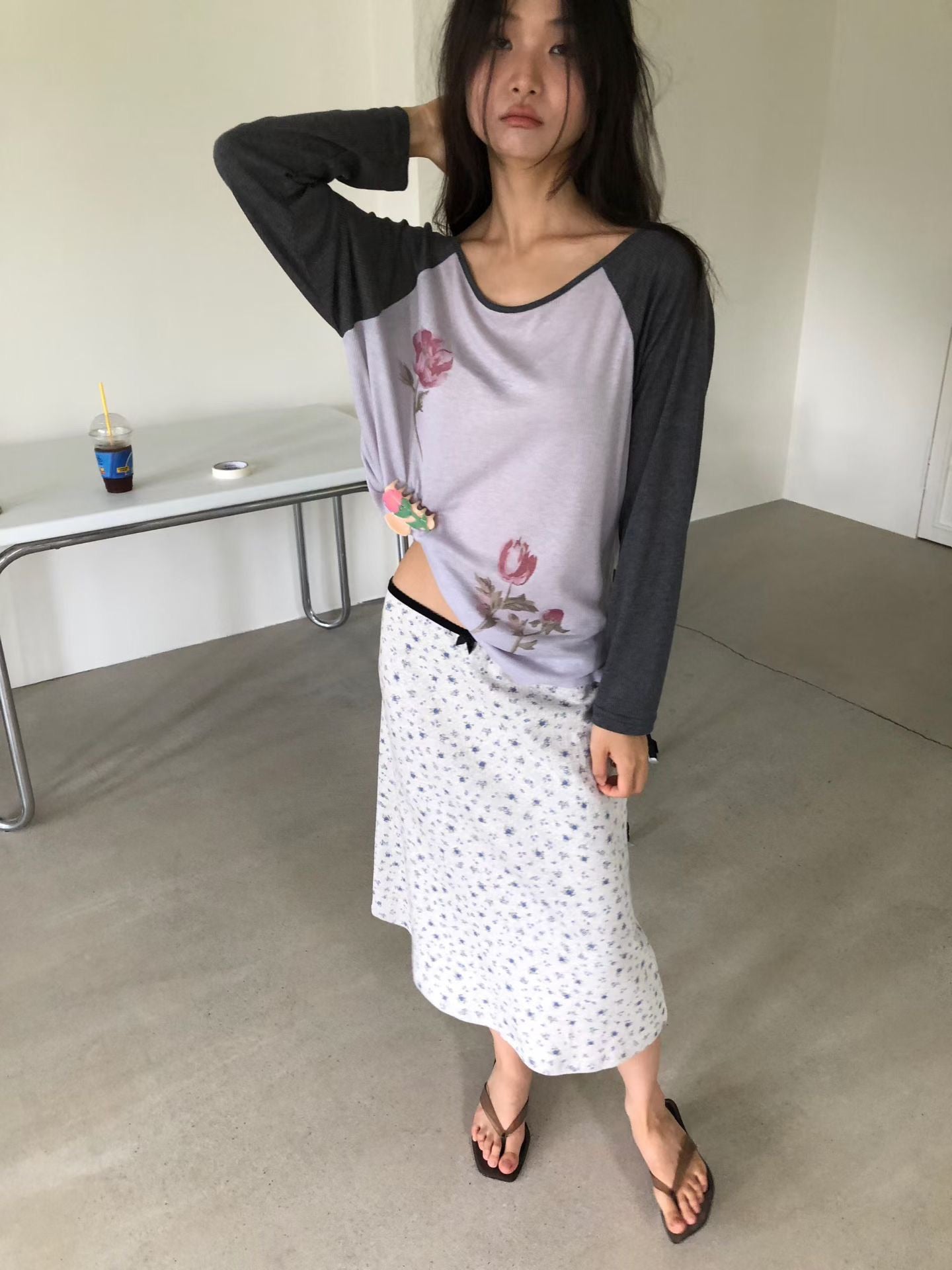 (9/6 收單）寬鬆花卉插肩長袖上衣