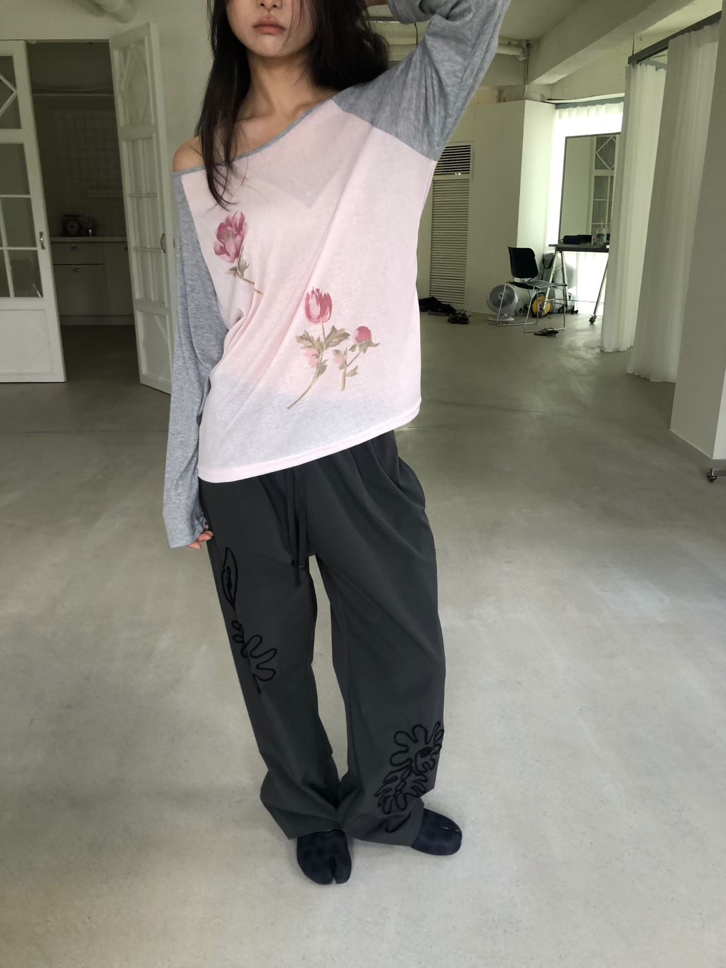(9/6 收單）寬鬆花卉插肩長袖上衣