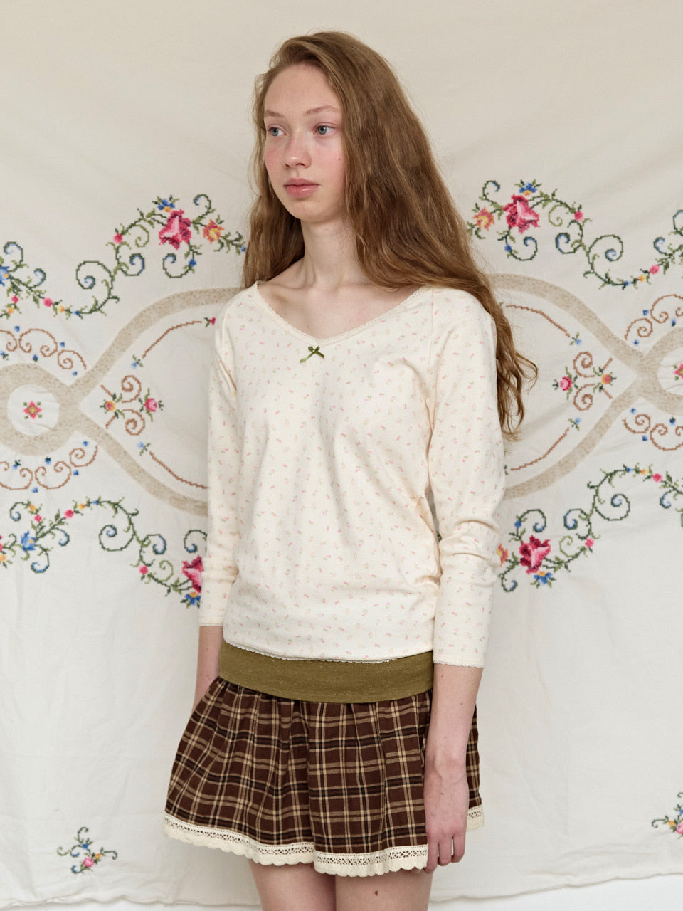 FUN FROM FUN Soft Flower Tee, Cream