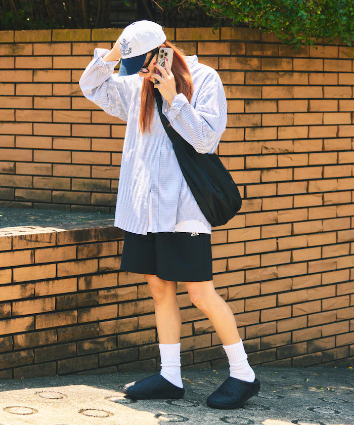 (Sale 至9/22 22:00）SUBU ORIGINALS OUTLINE 冬季絨毛拖鞋