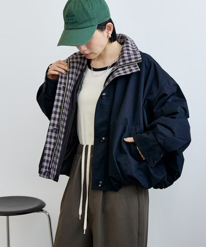 (Sale 至9/22 22:00）FREAK'S STORE 撞色雙領短版拉鍊夾克
